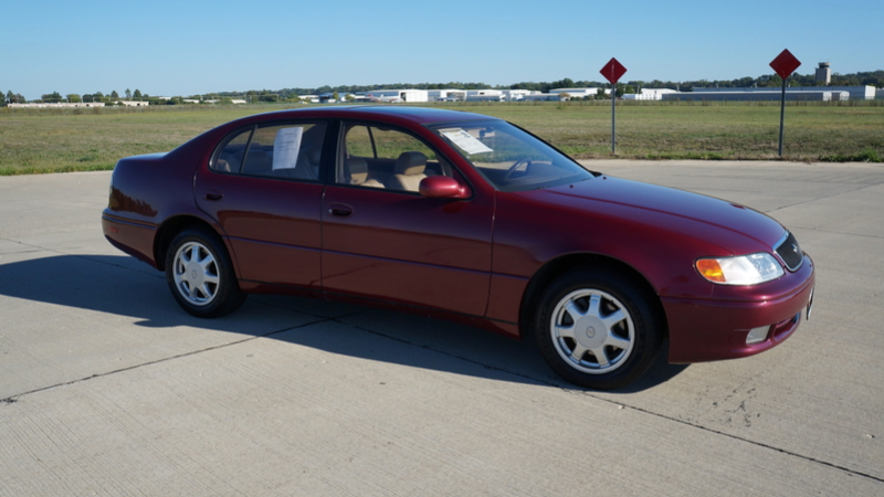Illustration for article titled Used Car Face Off: Aging Gracefully With Old New Luxury Sedans